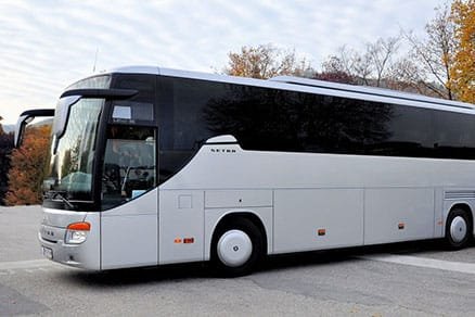 Groepsvervoer boeken in Europa met een luxe touringcar van Tour Passion